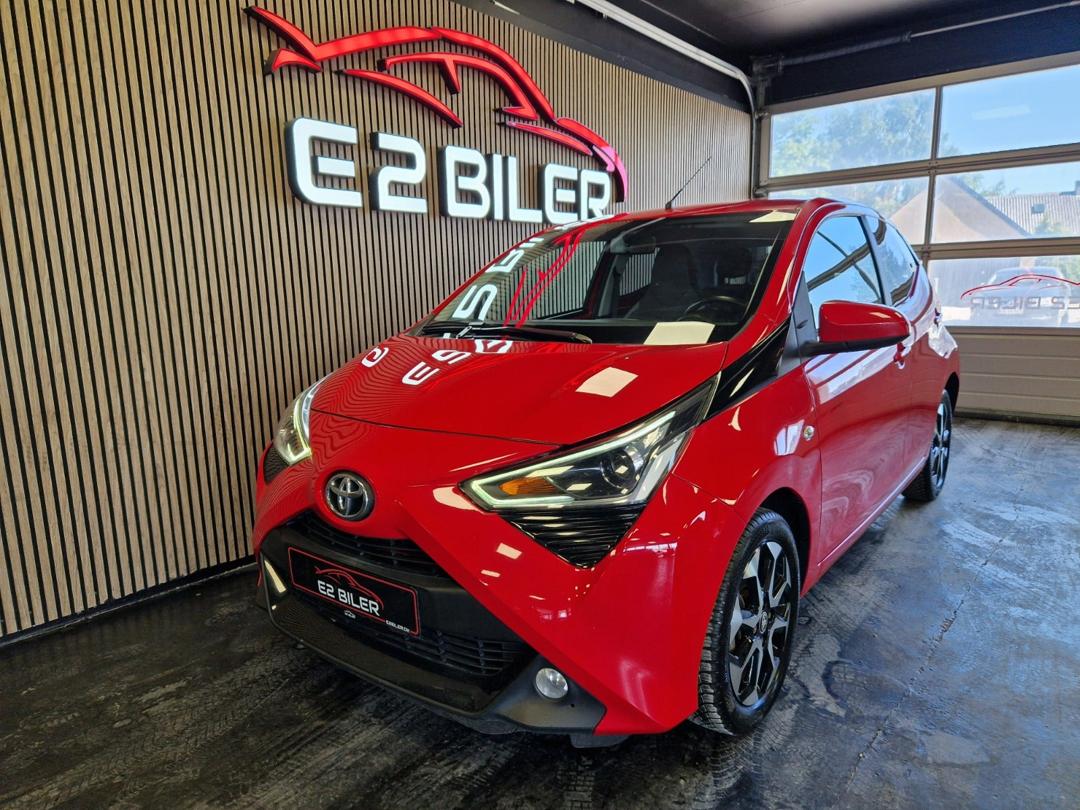 Toyota Aygo 1,0 VVT-i x-press hos E2 Biler