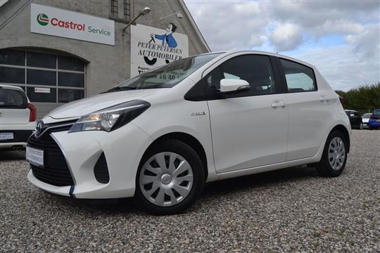 Toyota Yaris 1,5 Hybrid H2 E-CVT 100HK 5d Trinl. Gear hos Peter Petersen Automobiler