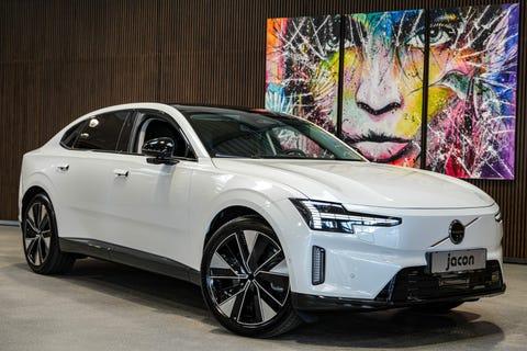 Volvo ES90 Extended Range Plus hos Jacon Biler