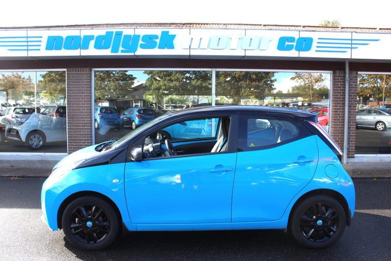 Toyota Aygo 1,0 VVT-i x-cite hos Nordjysk Motor Co.